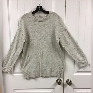 Eight Eight Eight Speckled Light Gray Sweater size X-Large